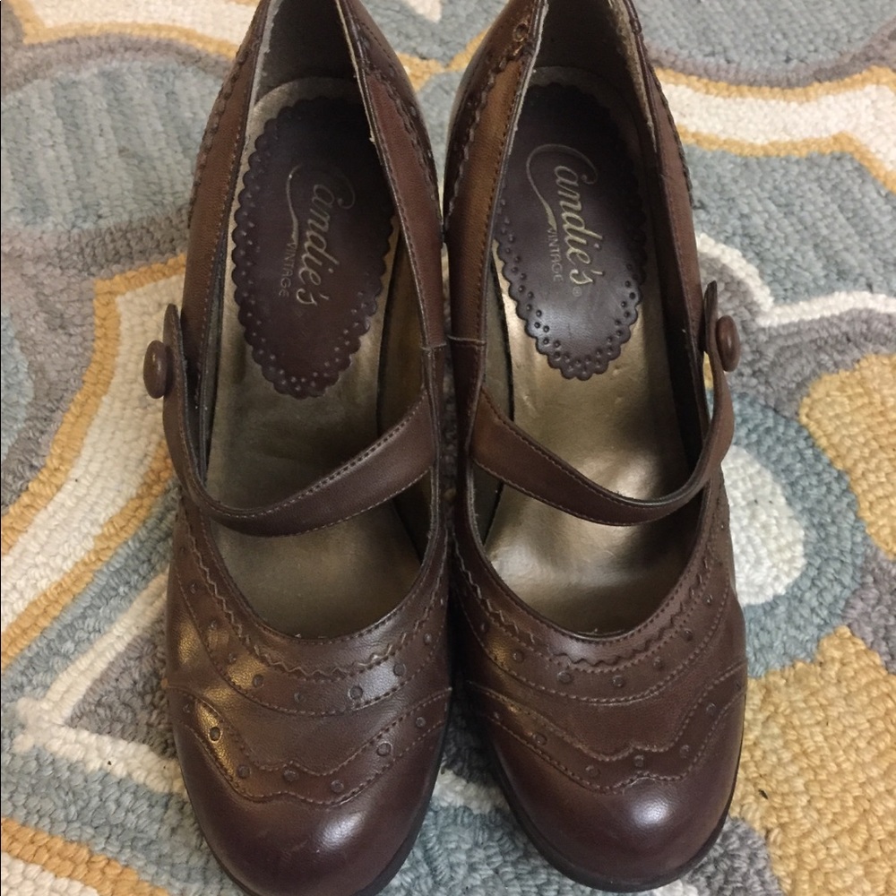 Candie’s Mary Jane style heels